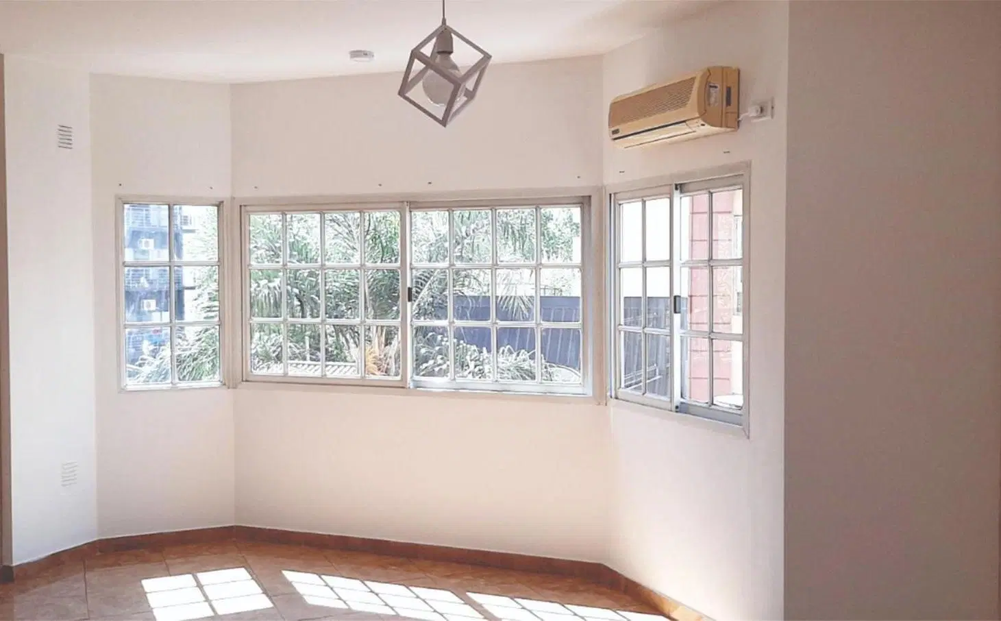 Excelente Departamento 2 AMB Al frente- Ramos Mejia CENTRO - 5