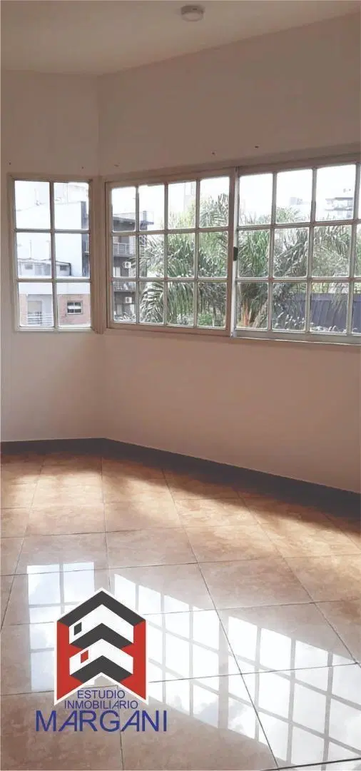 Excelente Departamento 2 AMB Al frente- Ramos Mejia CENTRO - 2
