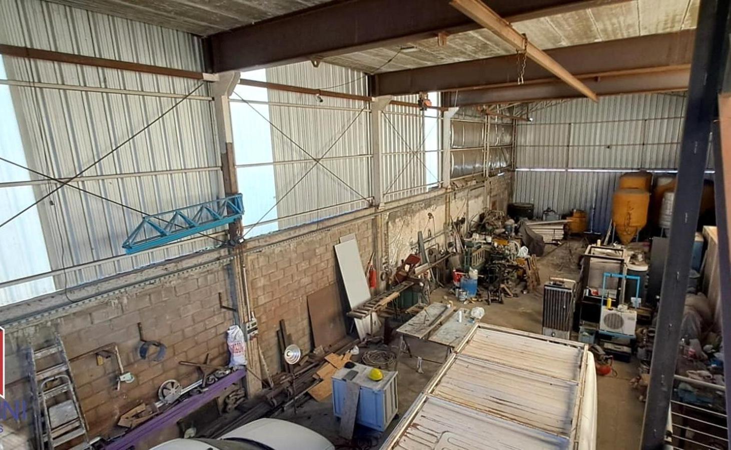 Foto de Excelente galpon 400m2 Cub en ZONA INDUSTRIAL, imagen 3