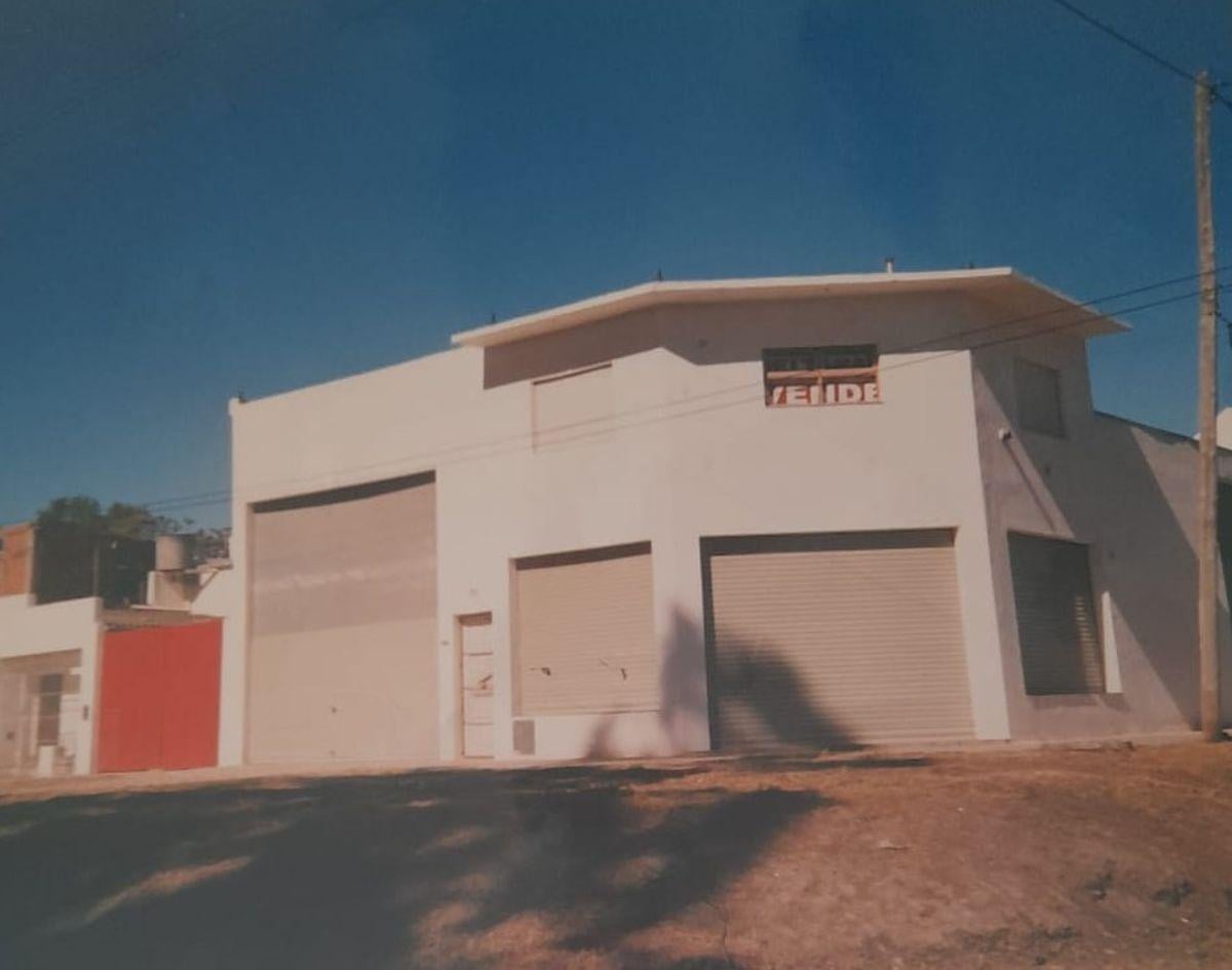 Foto de GALPON CON LOCAL Y DEPARTAMENTO 2 AMB, imagen 1