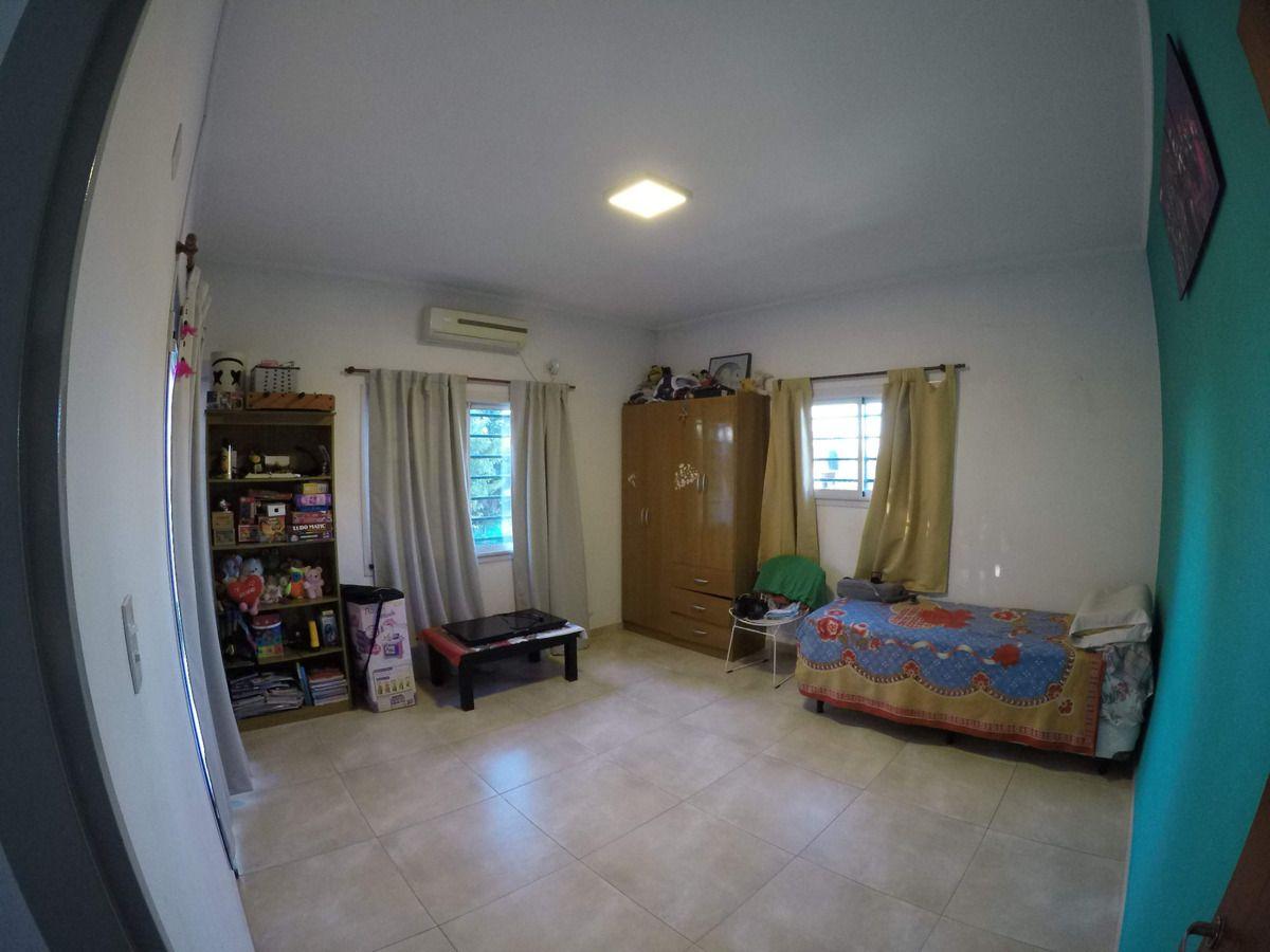 Foto de Venta Casa en Las Calandrias 3 Dormitorios Florencio Varela, imagen 5