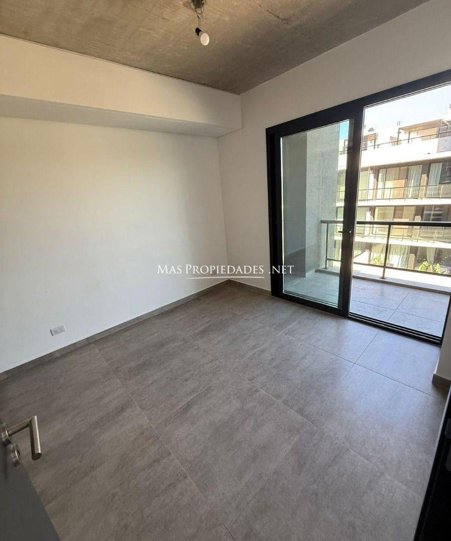 Foto de Venta Departamento en Complejo 3300 2 Dormitorios Canning, imagen 2
