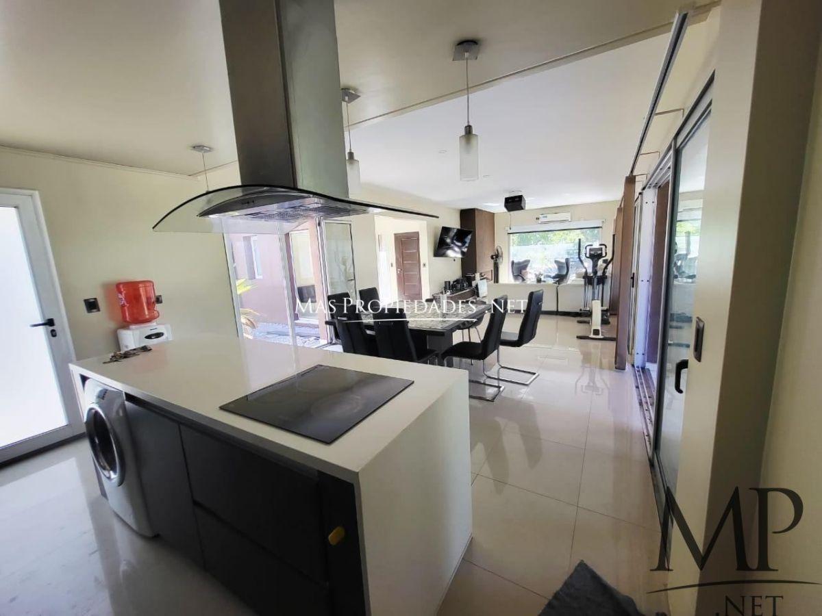 Foto de Casa en venta en Canning Barrio Las Fuentes Ezeiza 5 amb, imagen 4
