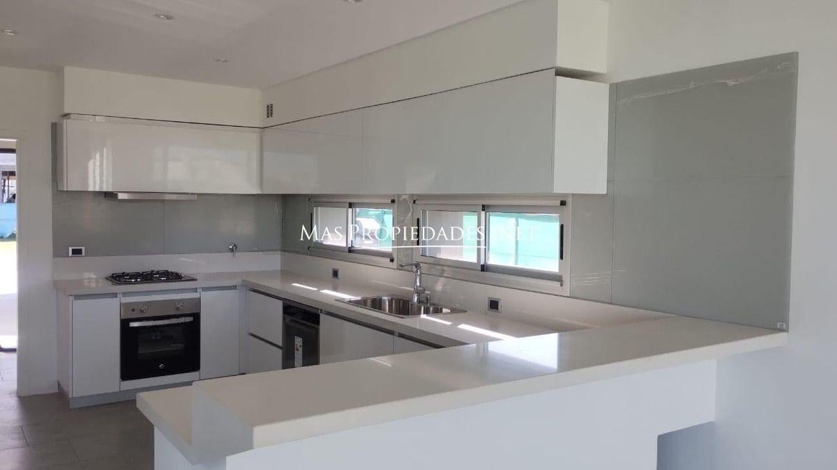 Foto de Venta Casa en Terralagos 4 dormitorios, Canning, imagen 4