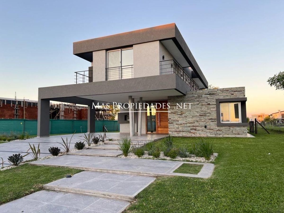 Foto de Venta Casa en Terralagos 4 dormitorios, Canning, imagen 1