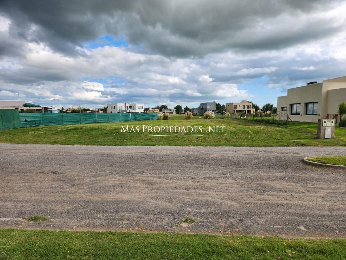Foto de Venta Terreno / Lote a la laguna en San Lucas Canning, imagen 4