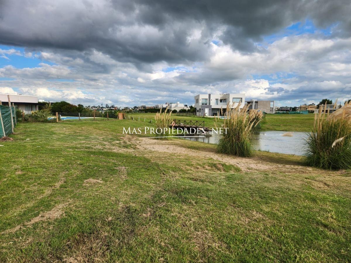 Foto de Venta Terreno / Lote a la laguna en San Lucas Canning, imagen 2