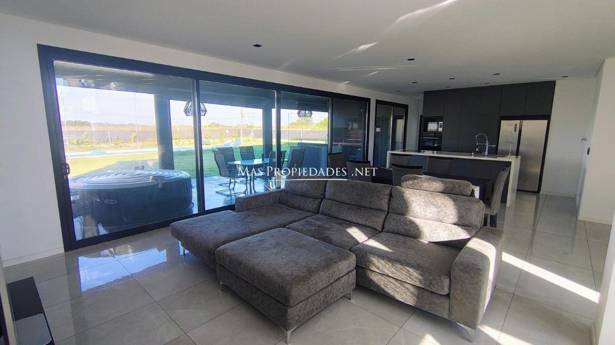 Foto de Venta Casa en La alameda 3 Dormitorios Canning, imagen 5