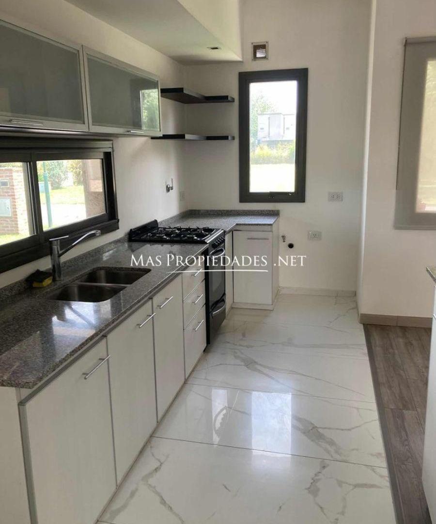 Foto de Venta Casa en El Rebenque 4 Dormitorios Canning, imagen 5