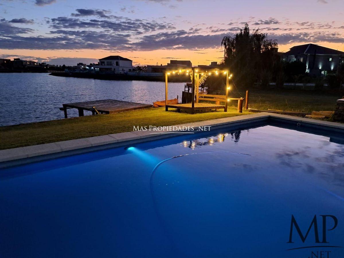 Foto de Venta Casa a la laguna en Horizontes al Sur 5 Dormitorios Canning, imagen 1