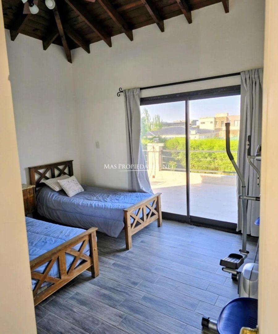 Foto de Venta Casa en El Rebenque 3 Dormitorios Canning, imagen 4