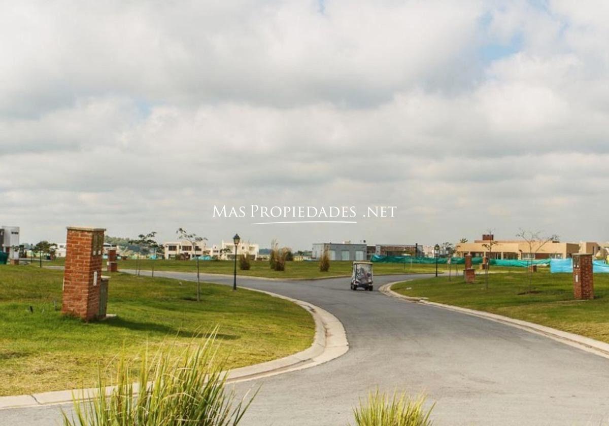 Foto de Venta Terreno / Lote a la laguna en San Sebastian, imagen 3