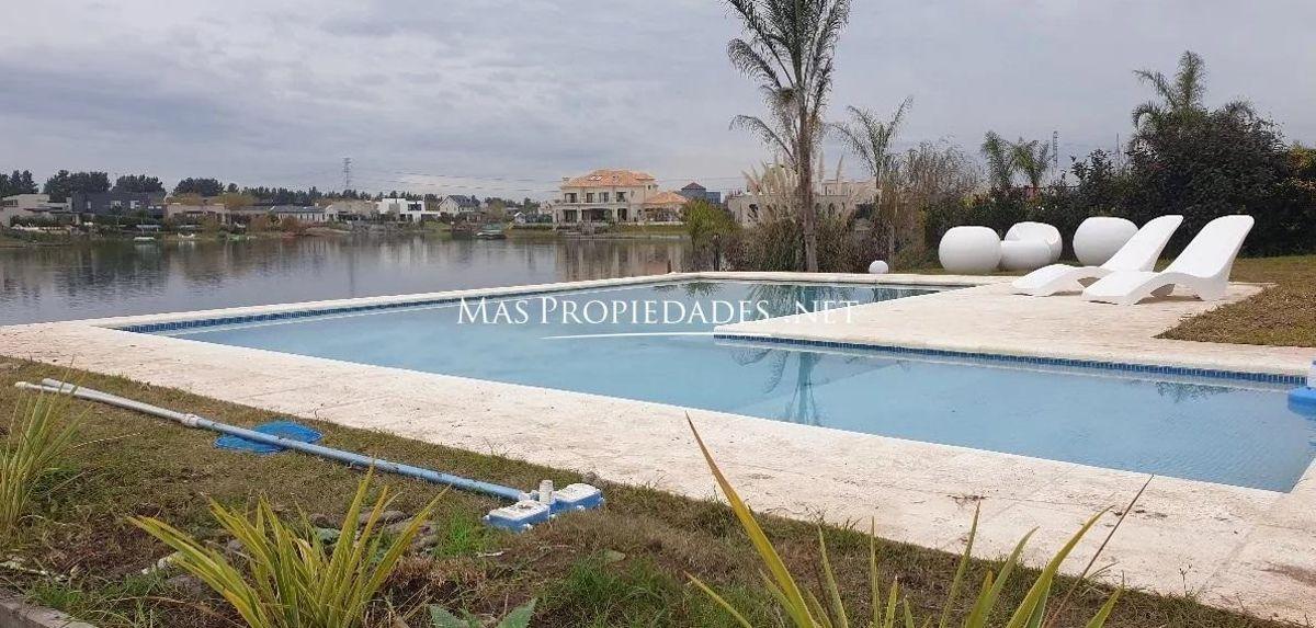 Foto de Casa en venta a la laguna en San Benito Tigre, imagen 1