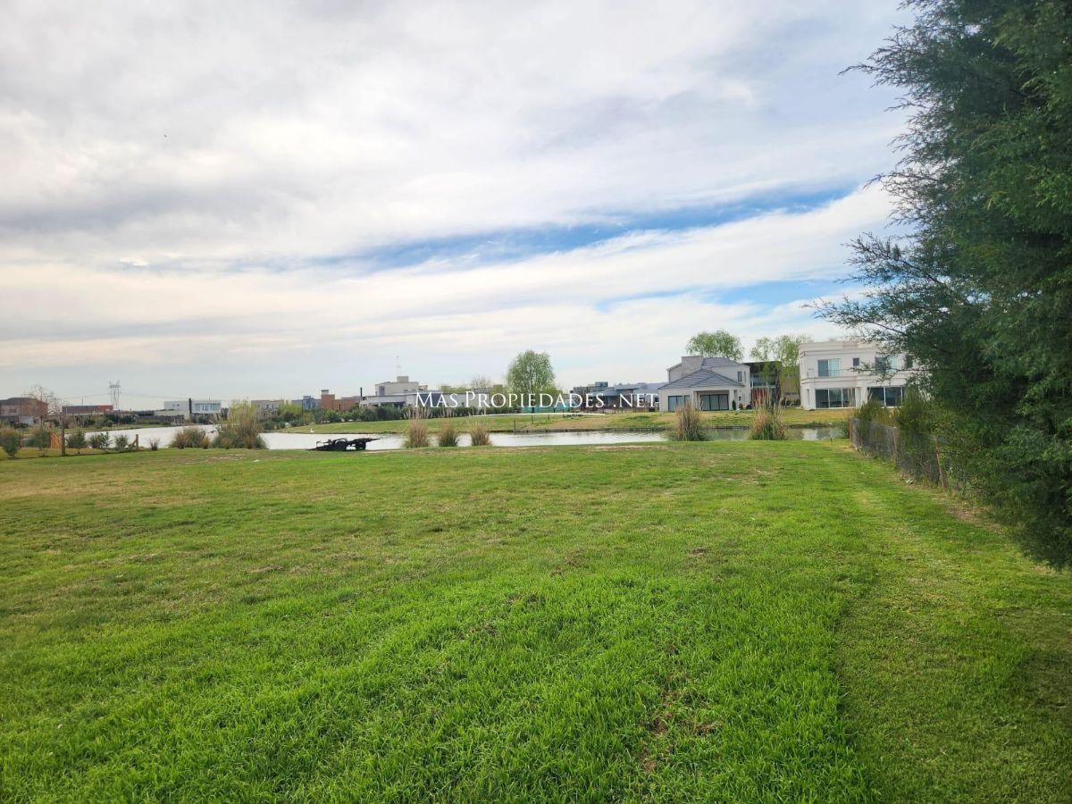 Foto de Venta Terreno / Lote a la laguna en San Lucas Canning, imagen 3