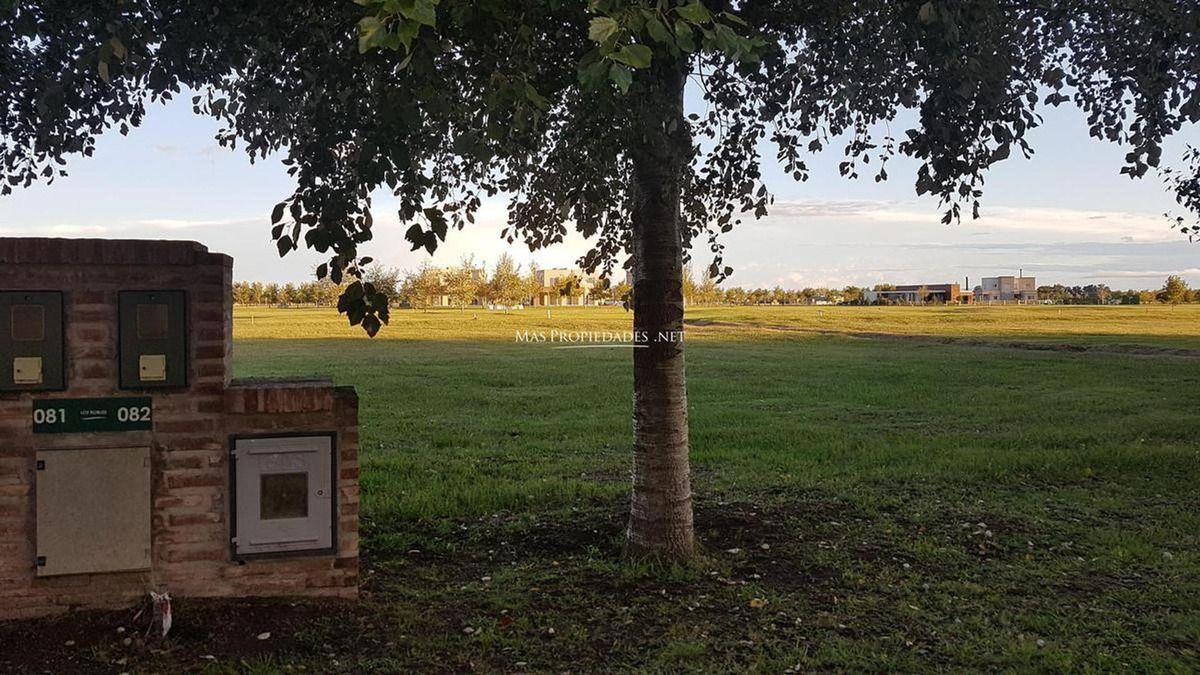 Foto de Venta Terreno / Lote a la laguna en Haras Del Sur III La Plata, imagen 5