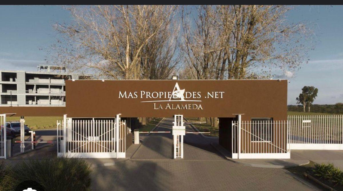 Foto de Venta Terreno / Lote a la laguna en La alameda Canning, imagen 2