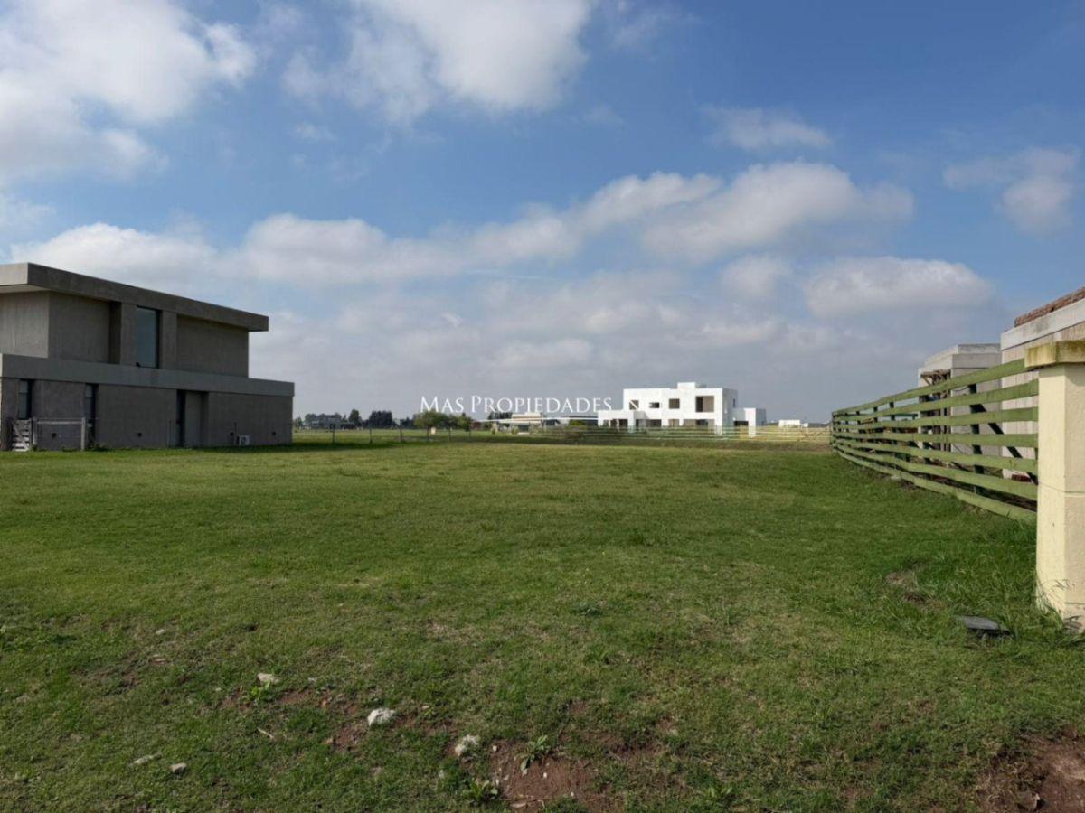 Foto de Venta Terreno / Lote a la laguna en La alameda Canning, imagen 4