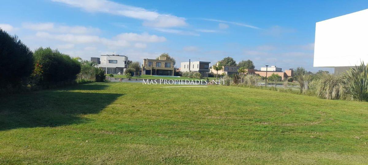 Foto de Venta Terreno / Lote a la laguna en San Lucas Canning, imagen 3