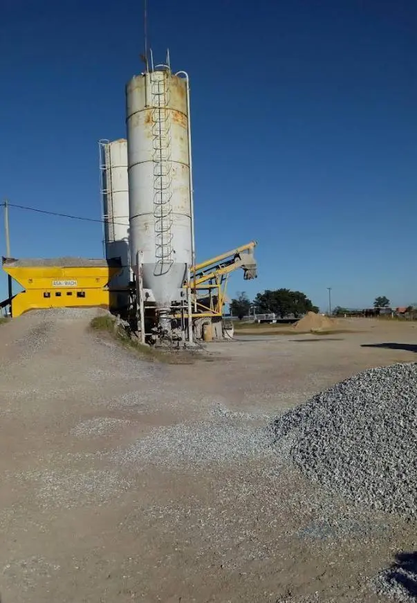 Predio 2 Has. Ex-Fábrica de cemento en Alquiler por Ruta N. 32, Pergamino, Bs. As. 4