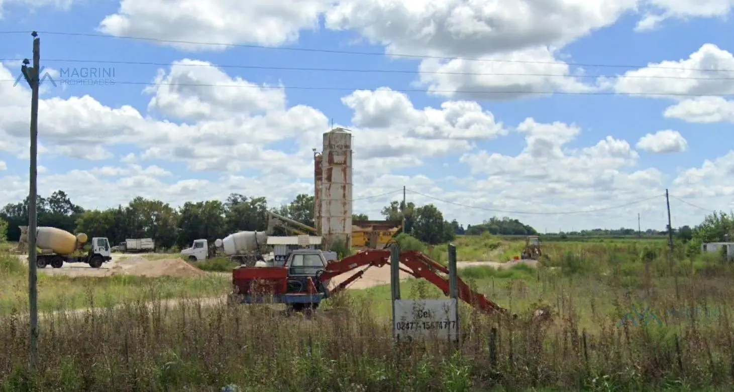 Predio 2 Has. Ex-Fábrica de cemento en Alquiler por Ruta N. 32, Pergamino, Bs. As. 2