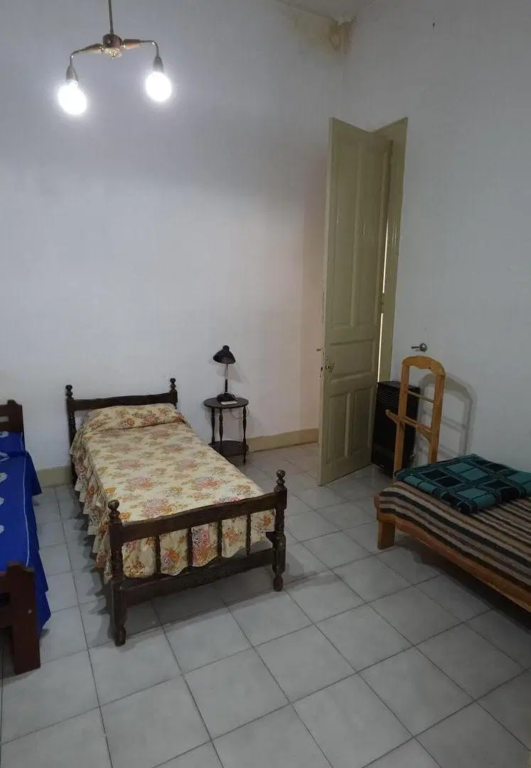 ALQUILER Casa 1 Habitación con Gran Parque, España al 500, Pergamino 3
