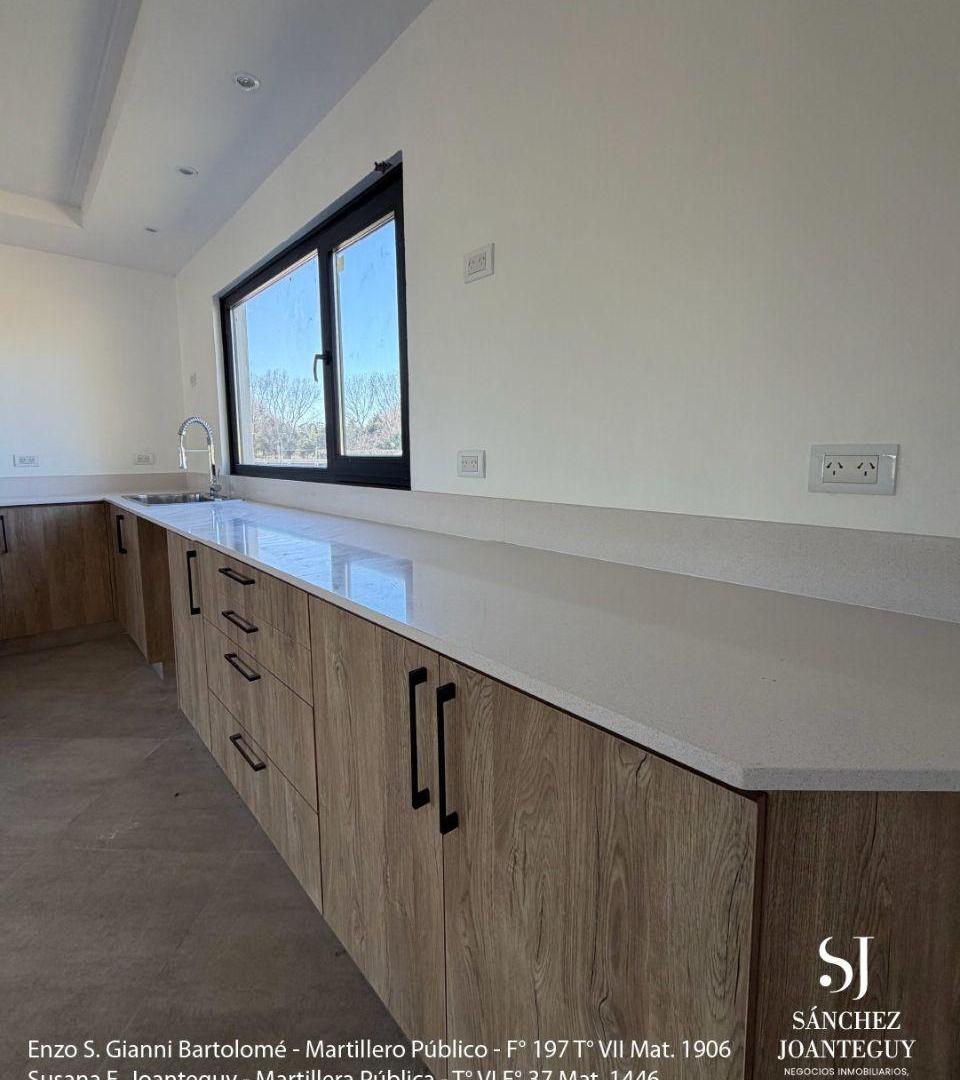 Foto de ¡CASA A ESTRENAR EN BARRIO LA MATA, TANDIL!, imagen 1