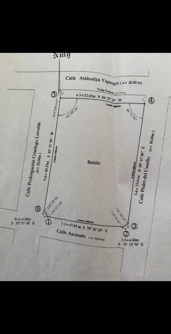 TERRENO CON 4 ESQUINAS. SALIDA A 4 CALLES.
Ubicados en Barrio Soberanía.
Ciudad De Mendoza 8