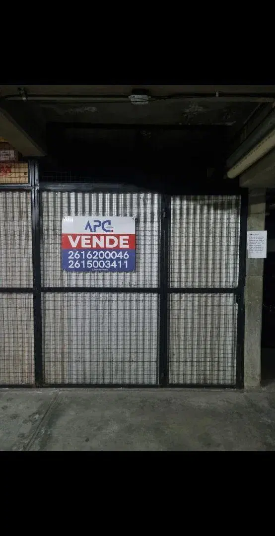 APC ARGENTINA. VENDE. DEPOSITO.
COCHERA SUBTERRANIA. PORTON AUTOMATICO. CIUDAD DE MENDOZA. 5