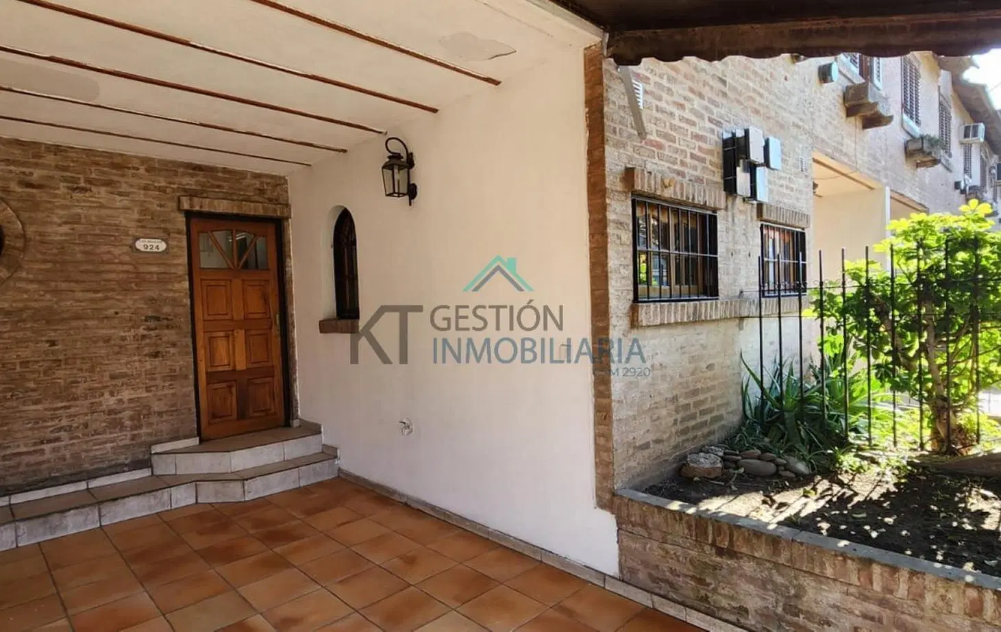 TRIPLEX 4 Ambientes en San Miguel | Cochera | Patio | Altillo | Excelente Estado 5