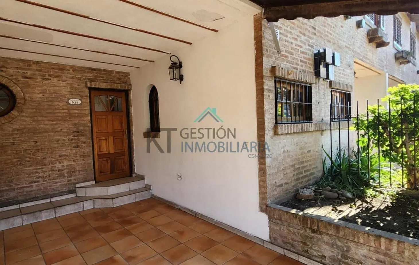 TRIPLEX 4 Ambientes en San Miguel | Cochera | Patio | Altillo | Excelente Estado 3