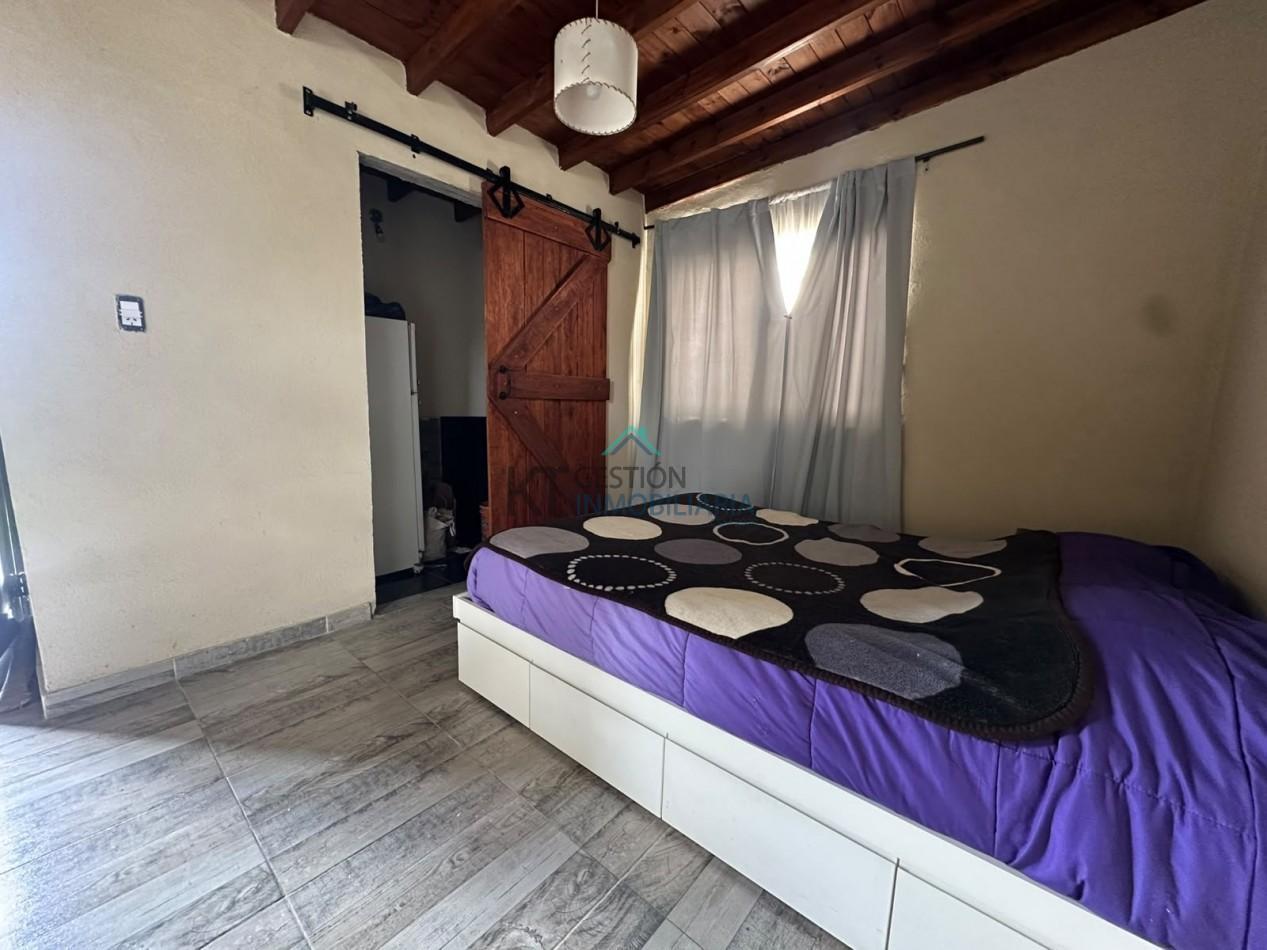 Foto de VENTA CASA 4 AMBIENTES CON DEPARTAMENTO INDEPENDIENTE TRUJUI MORENO, imagen 3