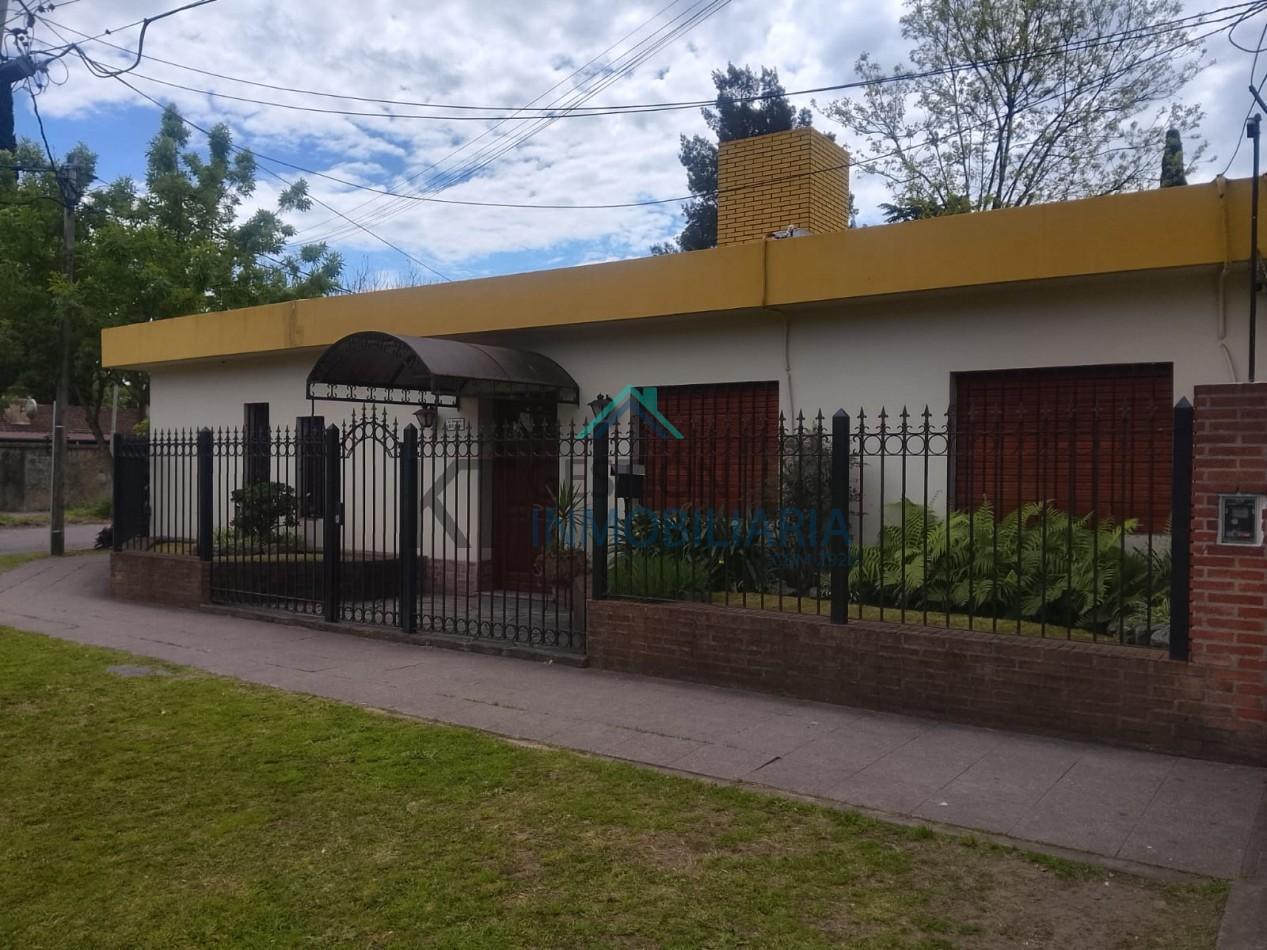Foto de NUEVO INGRESO ,VENTA CASA 4 AMBIENTES(Permuta/Apta credito), imagen 1