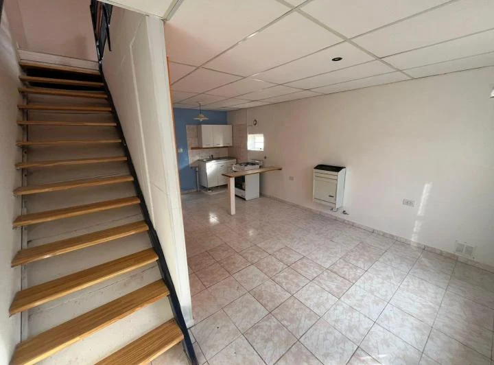 Alquiler - Duplex interno 2 dormitorios con entrada vehícular - NQN 5