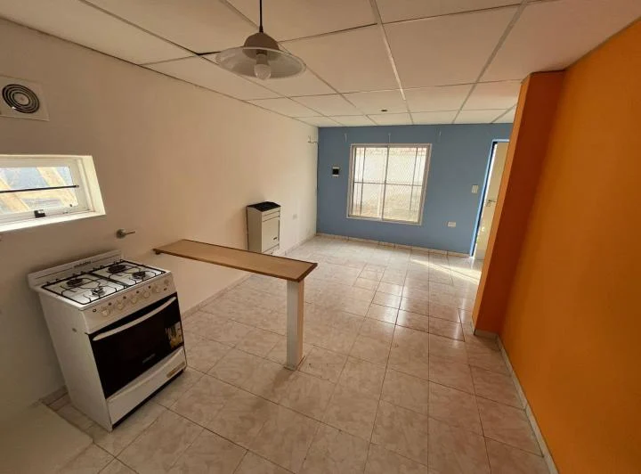 Alquiler - Duplex interno 2 dormitorios con entrada vehícular - NQN 3