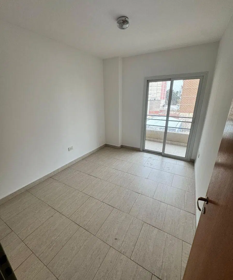 Alquiler depto 2 dormitorios con cochera - Centro Cipolletti 5