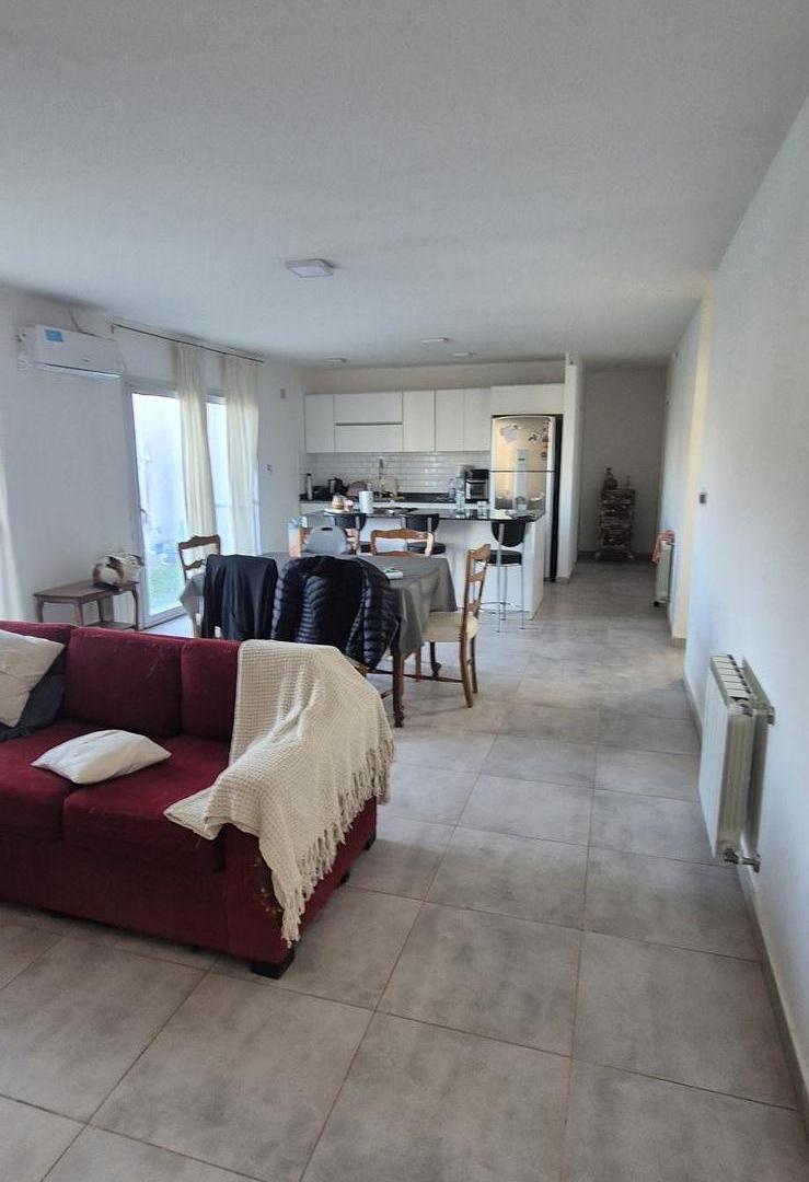 Foto de Casa 2 dormitorios - en lote de 500 m2 - G F Oro, imagen 1