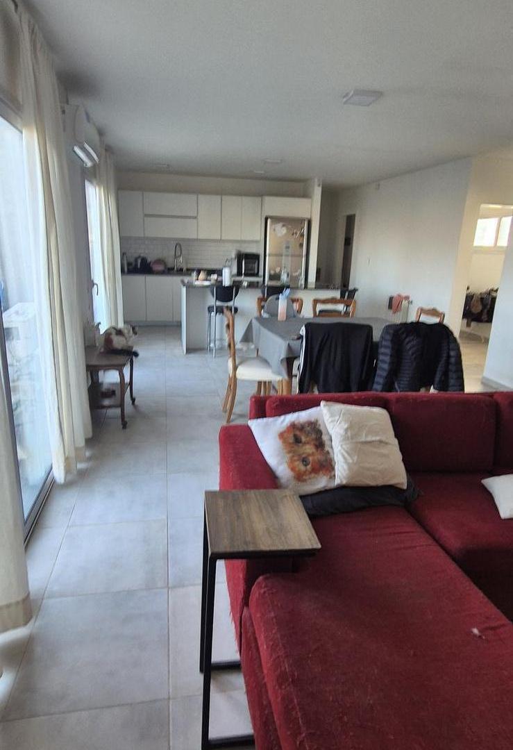 Foto de Casa 2 dormitorios - en lote de 500 m2 - G F Oro, imagen 4