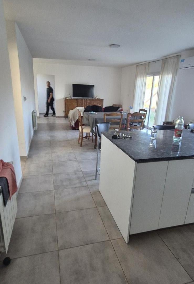Foto de Casa 2 dormitorios - en lote de 500 m2 - G F Oro, imagen 3