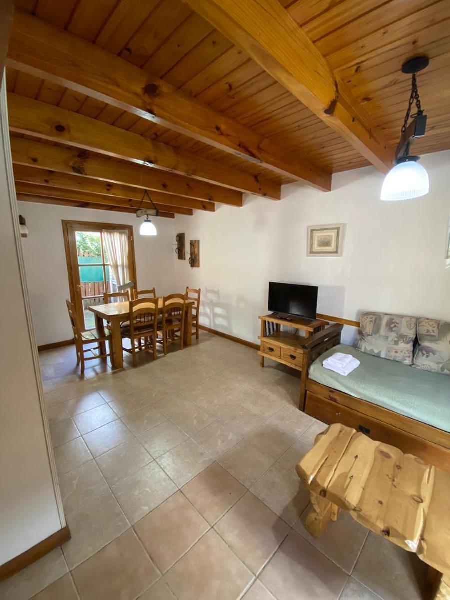 Se Vende Casa en Zona Centro de San Martín de Los Andes 1