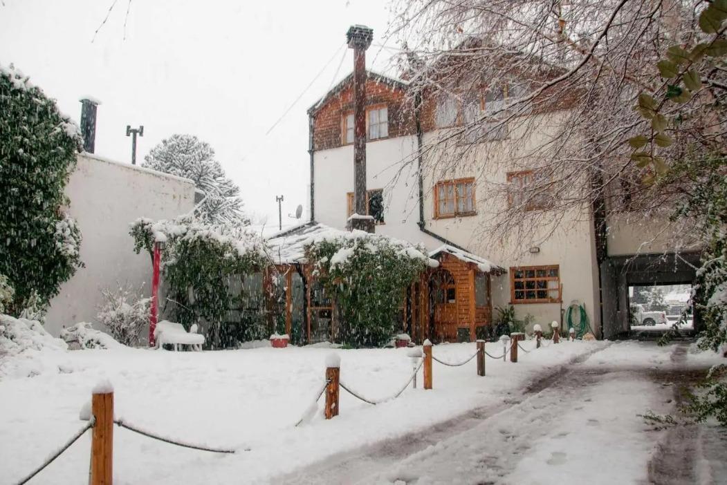 Hostería con 12 Habitaciones en San Martin de Los Andes Centro 4