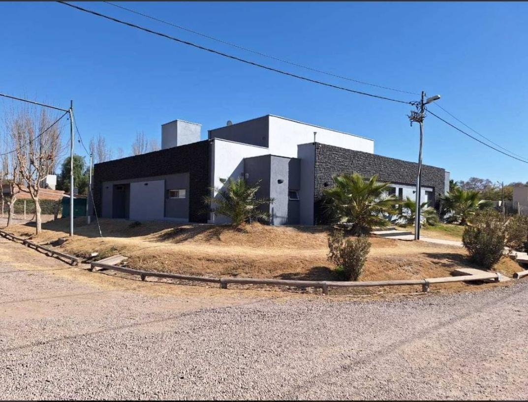 Casa en Venta en Guaymallen, Barrio Privado Rugby Club 1