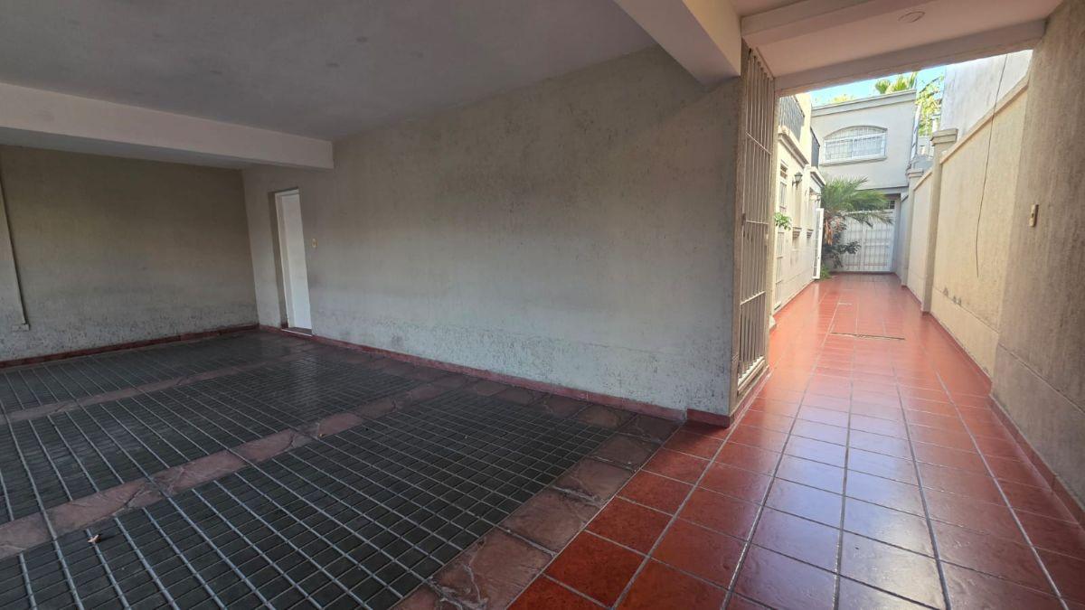 Foto de DUPLEX EN ALQUILER CON COCHERA Y PATIO EN GODOY CRUZ, imagen 5