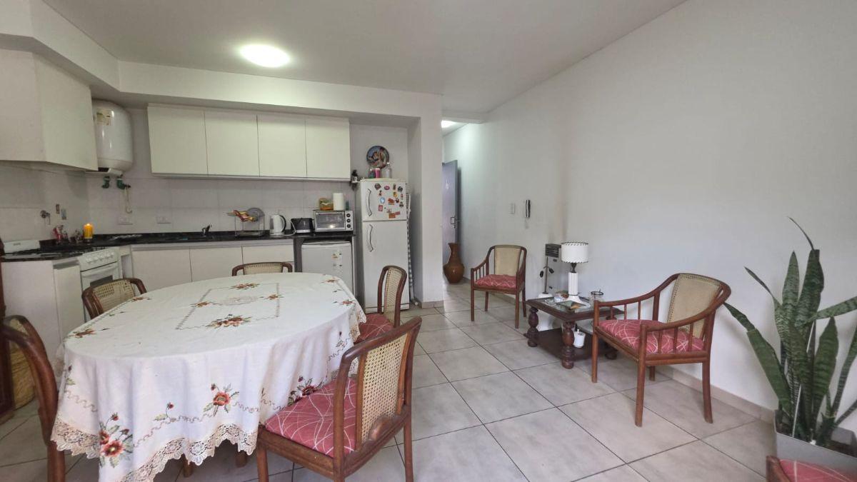 Foto de DEPARTAMENTO EN VENTA PLANTA BAJA CON PATIO, imagen 1
