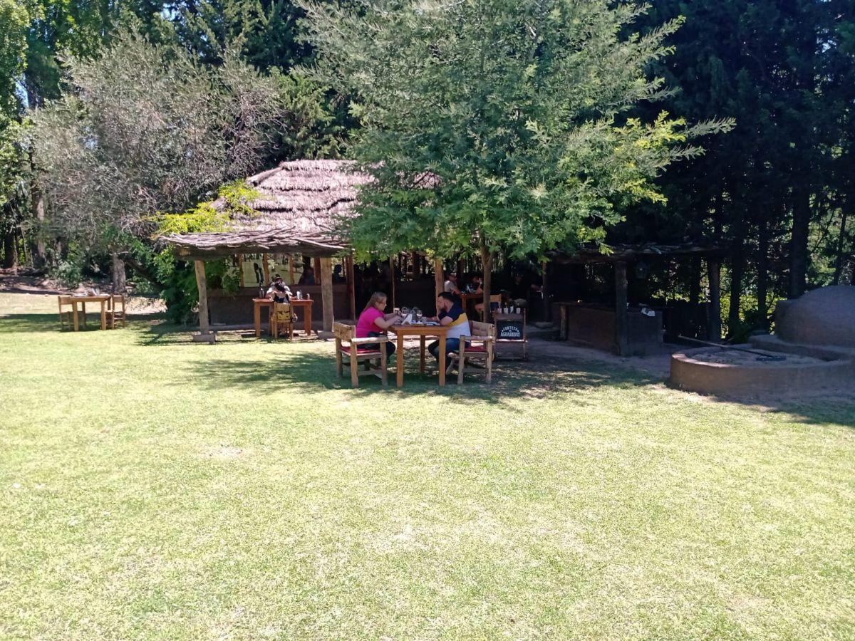 Foto de Espacio Enogastronómico, funcionando con Bodega Artesanal en Serranías, imagen 2