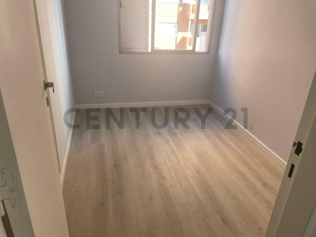 departamento en Venta 5 Ambientes, La Plata. semipiso en Calle 56 E/ 9 y 10, 8vo Piso, 9. 3