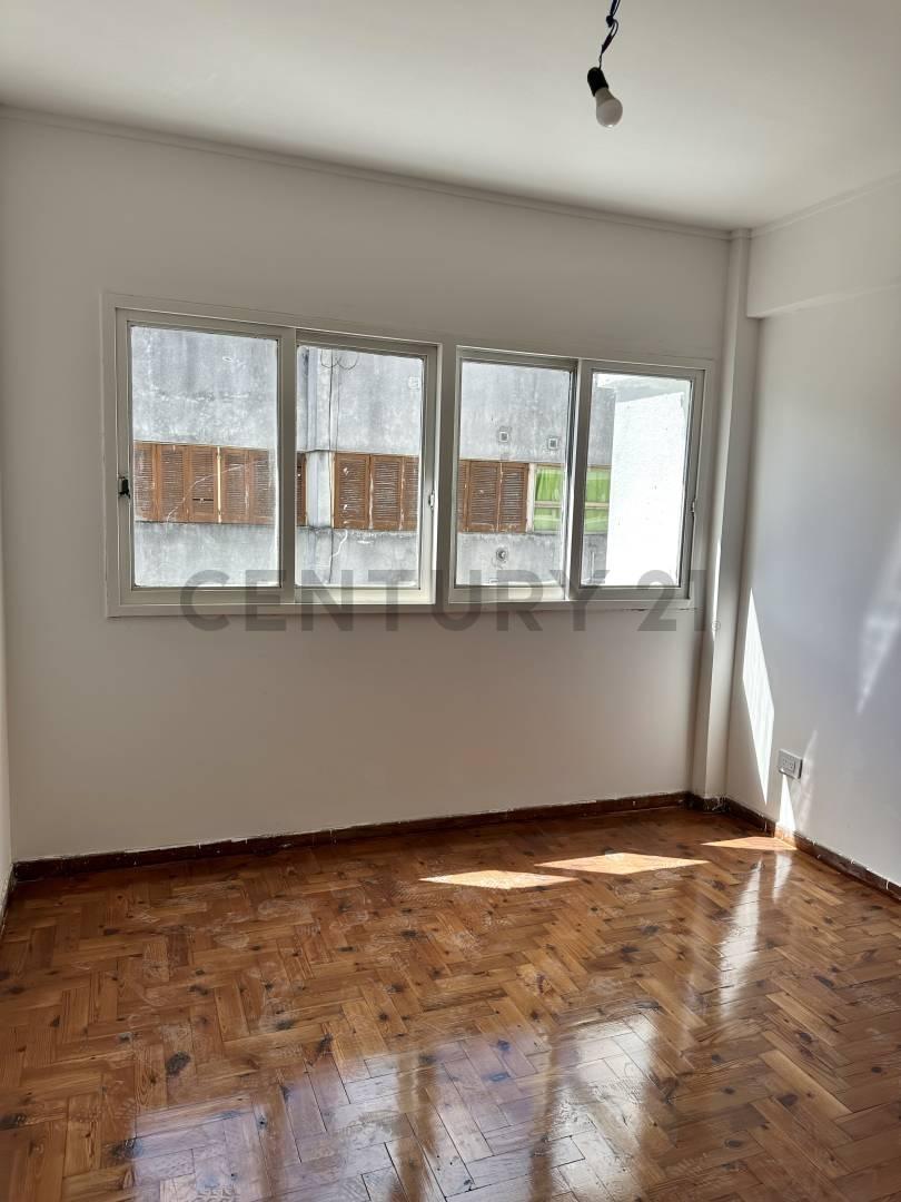 Departamento 1 Dorm. a estrenar con cochera opcional y parque – Calle 2 e/ 65 y 66.