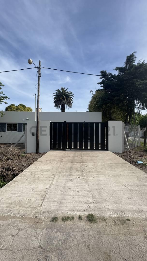 23 y 450 CASA 3 DORMITORIOS EN VENTA CITY BELL