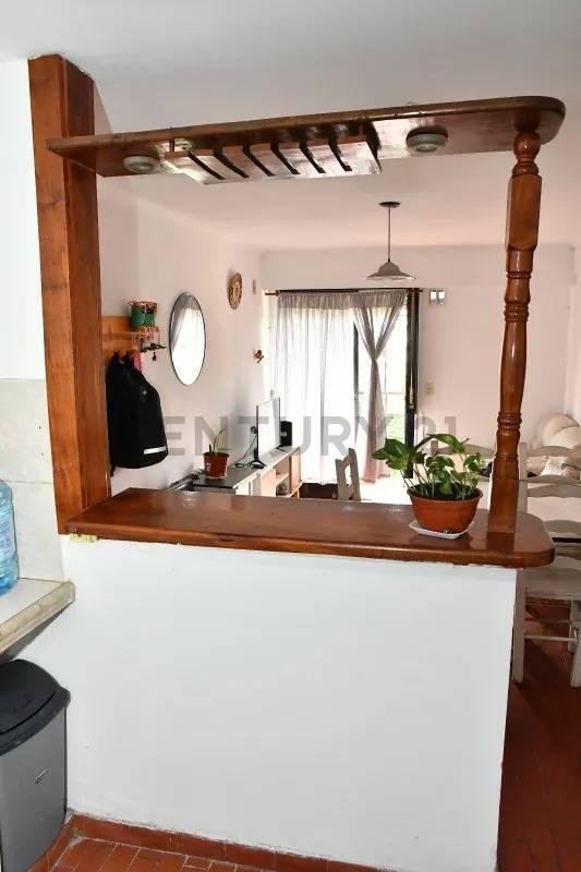 Foto de CALLE 59 Y 142 | Departamento 2 dormitorios - Los Hornos - USD 36.000, imagen 4