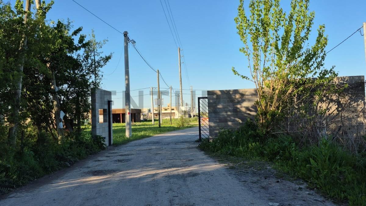 Venta de Lote en Barrio Semi Cerrado TERRANOVA,