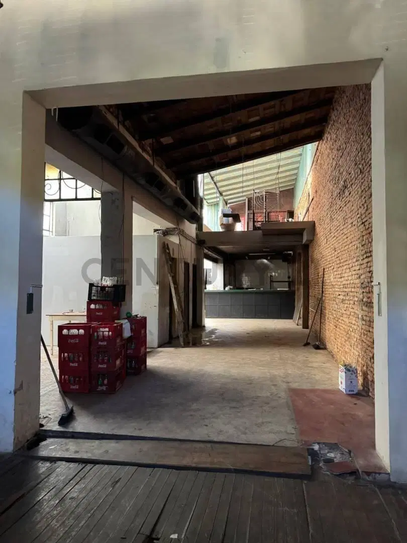 ALQUILER LOCAL COMERCIAL  - 49 e/ DIAG 74 Y 11 - USD 1.500 4